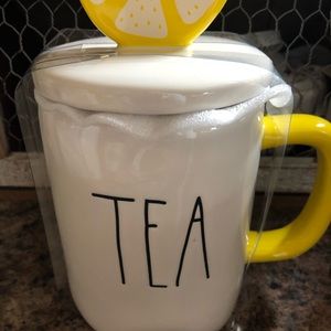 Rae Dunn tea mug with lemon topper